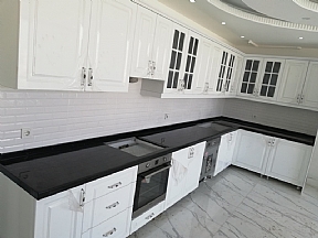 2025 Emerald Pearl Granit Mutfak Tezgahı Fiyatları