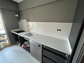 Ev ve mutfak için dayanıklı kuvars tezgah projeleri